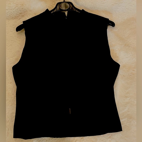 Gucci Wool/Silk lined Belted Top - Picture 7 of 7